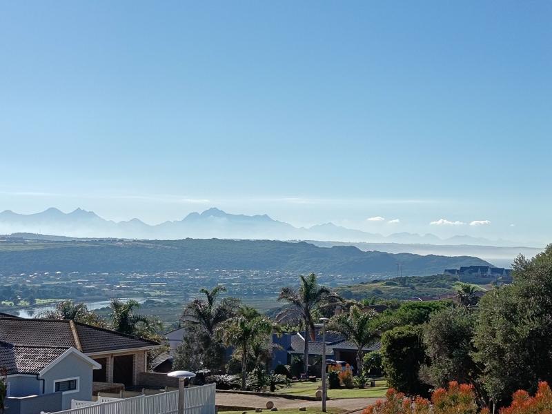 4 Bedroom Property for Sale in Hartenbos Heuwels Western Cape